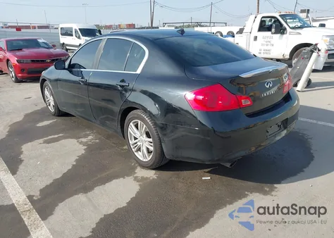 2013 Infiniti G37 Journey z USA, uszkodzony, nr VIN JN1CV6AP8DM301212